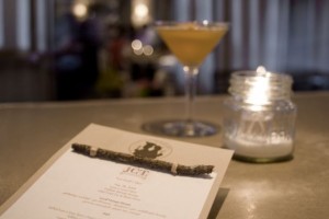 Exceptional Conversation & Unforgettable Meals